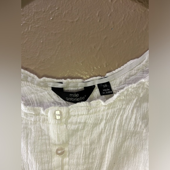 White Mlle Gabrielle long dress size 2x. - Picture 5 of 5